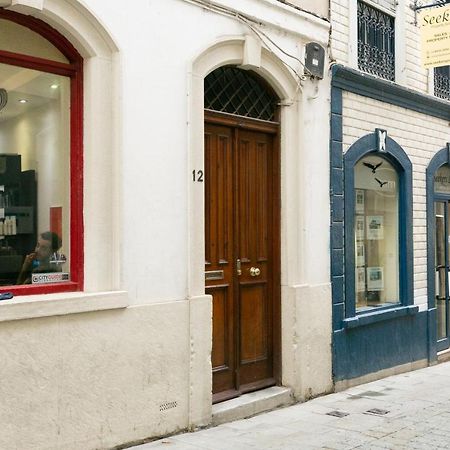 Engineer Lane House Hotell Gibraltar Eksteriør bilde