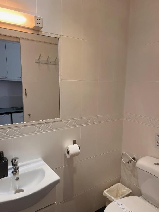 Engineer Lane House Hotell Gibraltar Eksteriør bilde