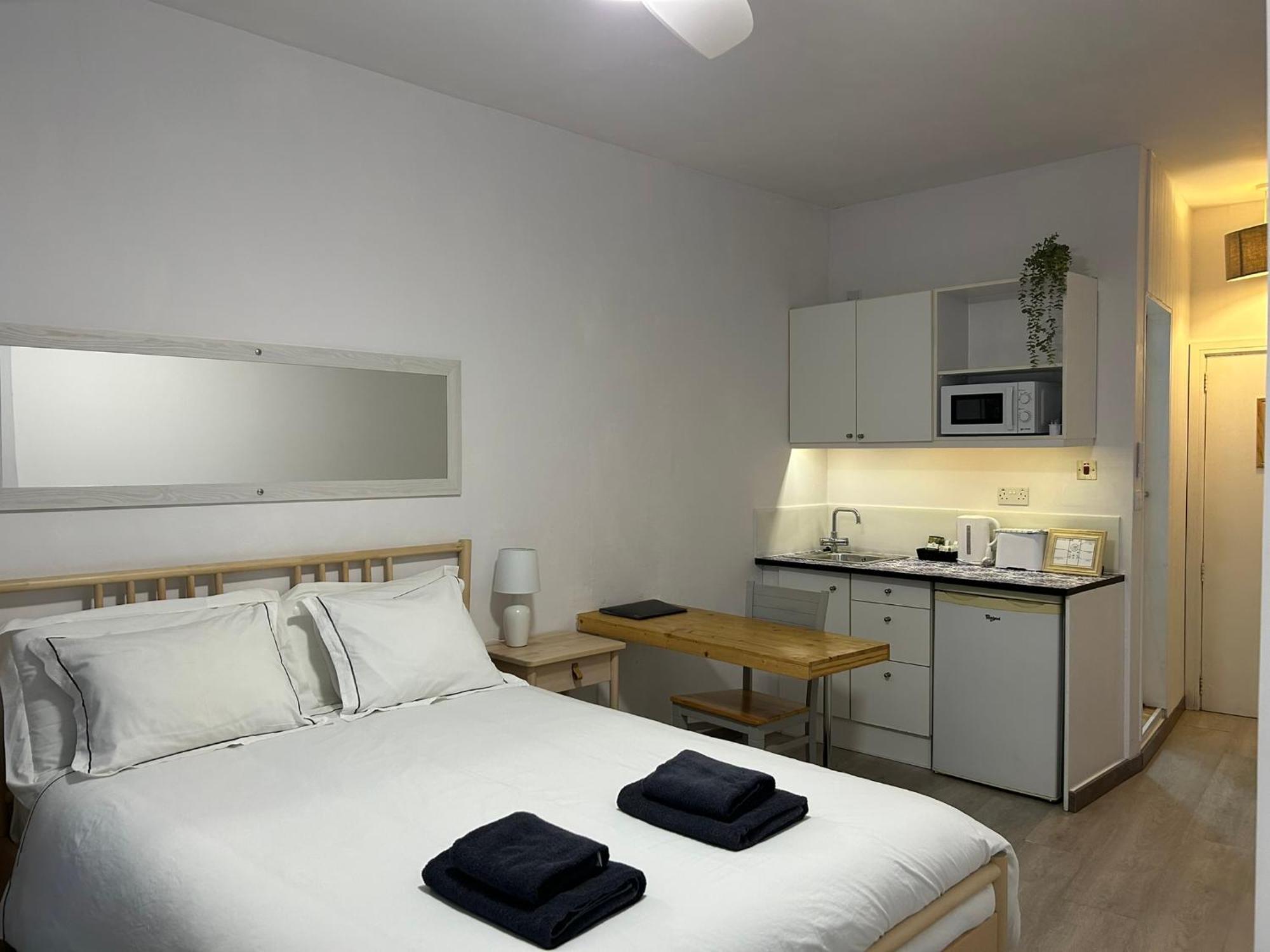Engineer Lane House Hotell Gibraltar Eksteriør bilde